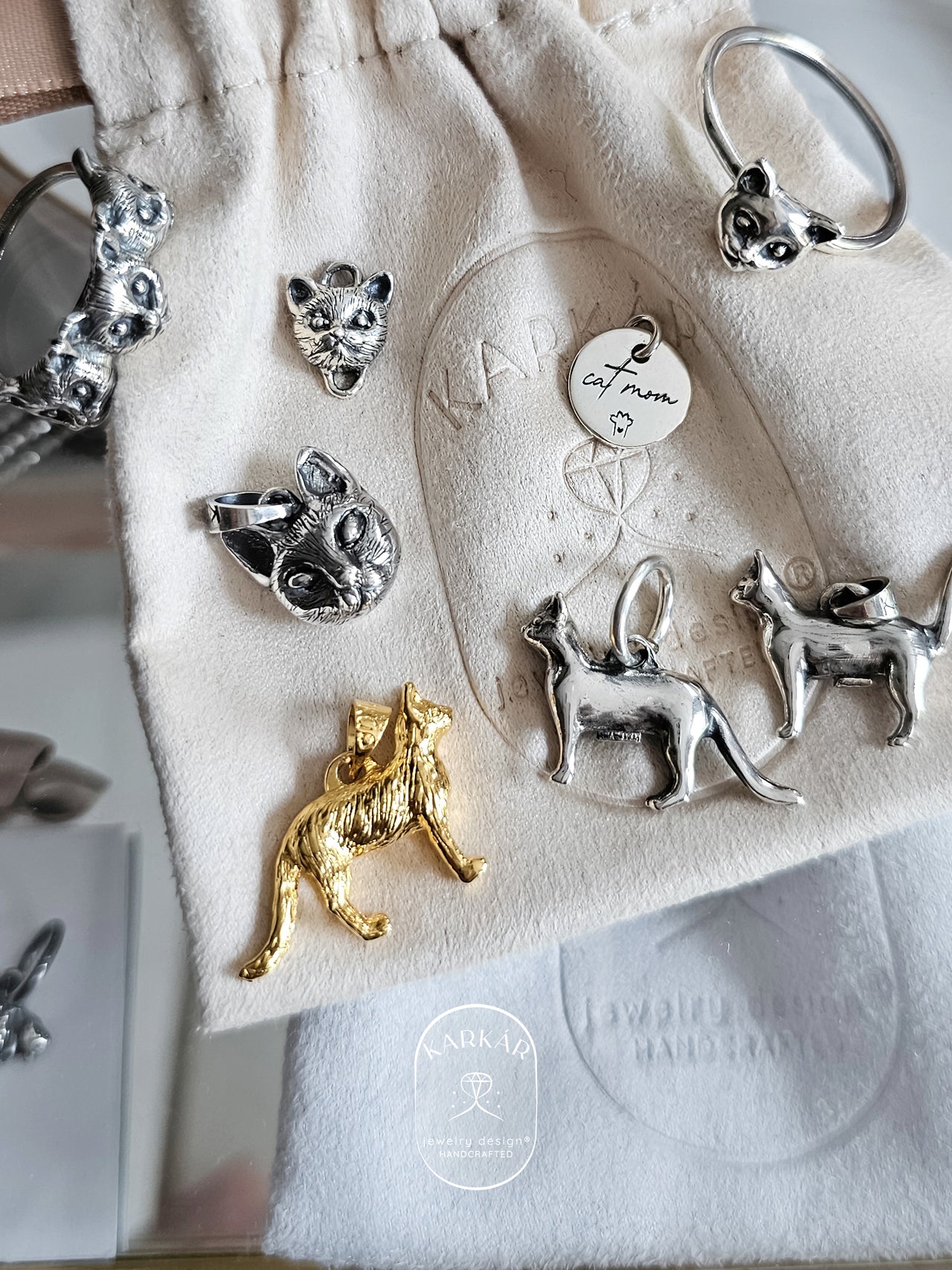 Dije de Gato cuerpo completo