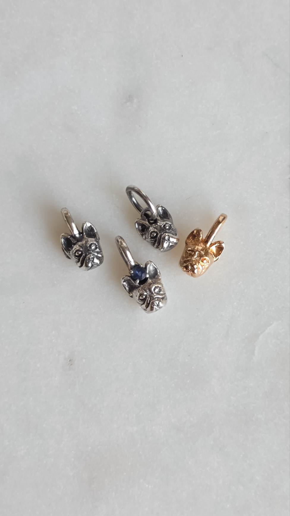 Dije de Bulldog francés cara mini