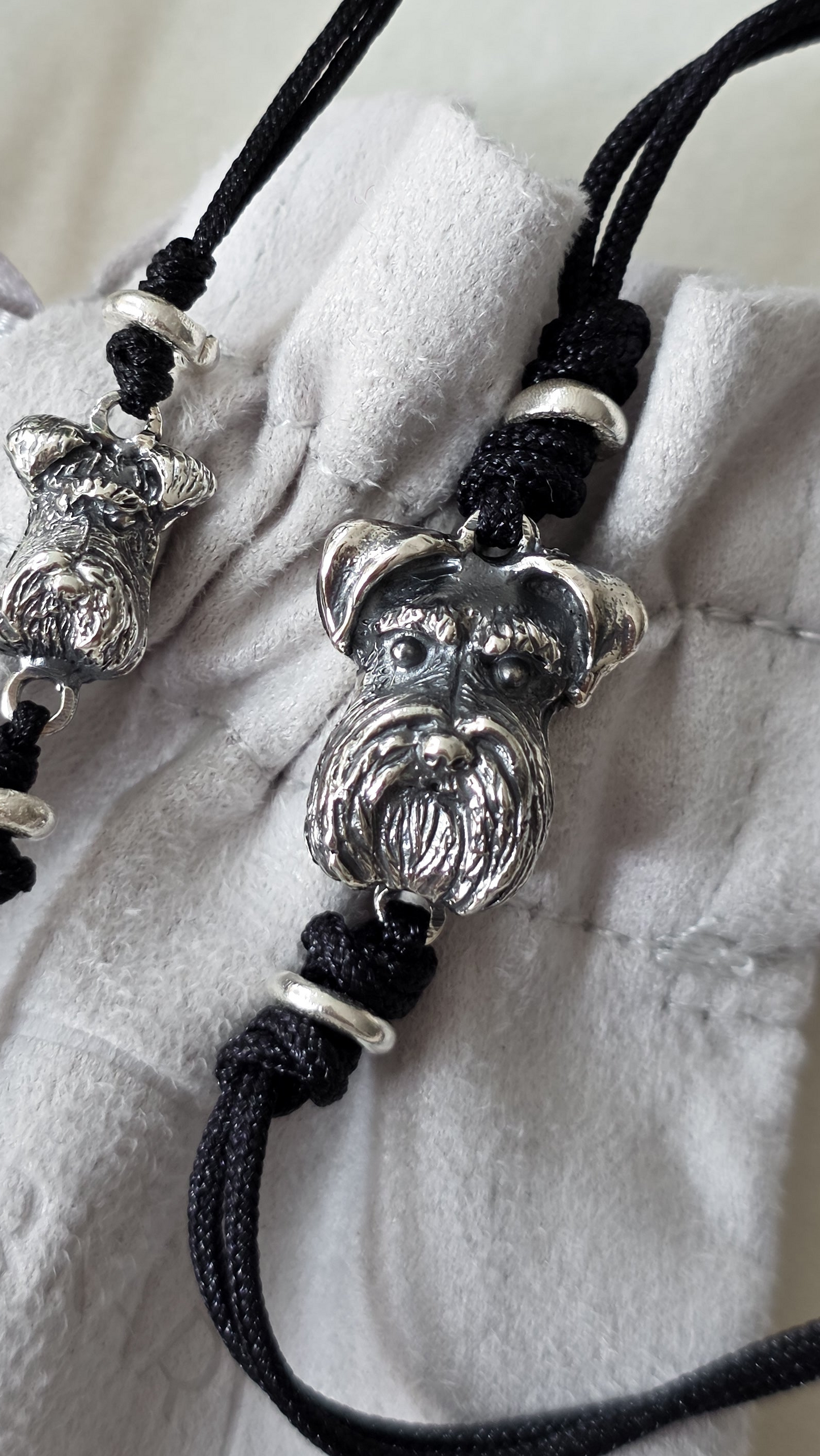 Brazalete de Schnauzer cara chica