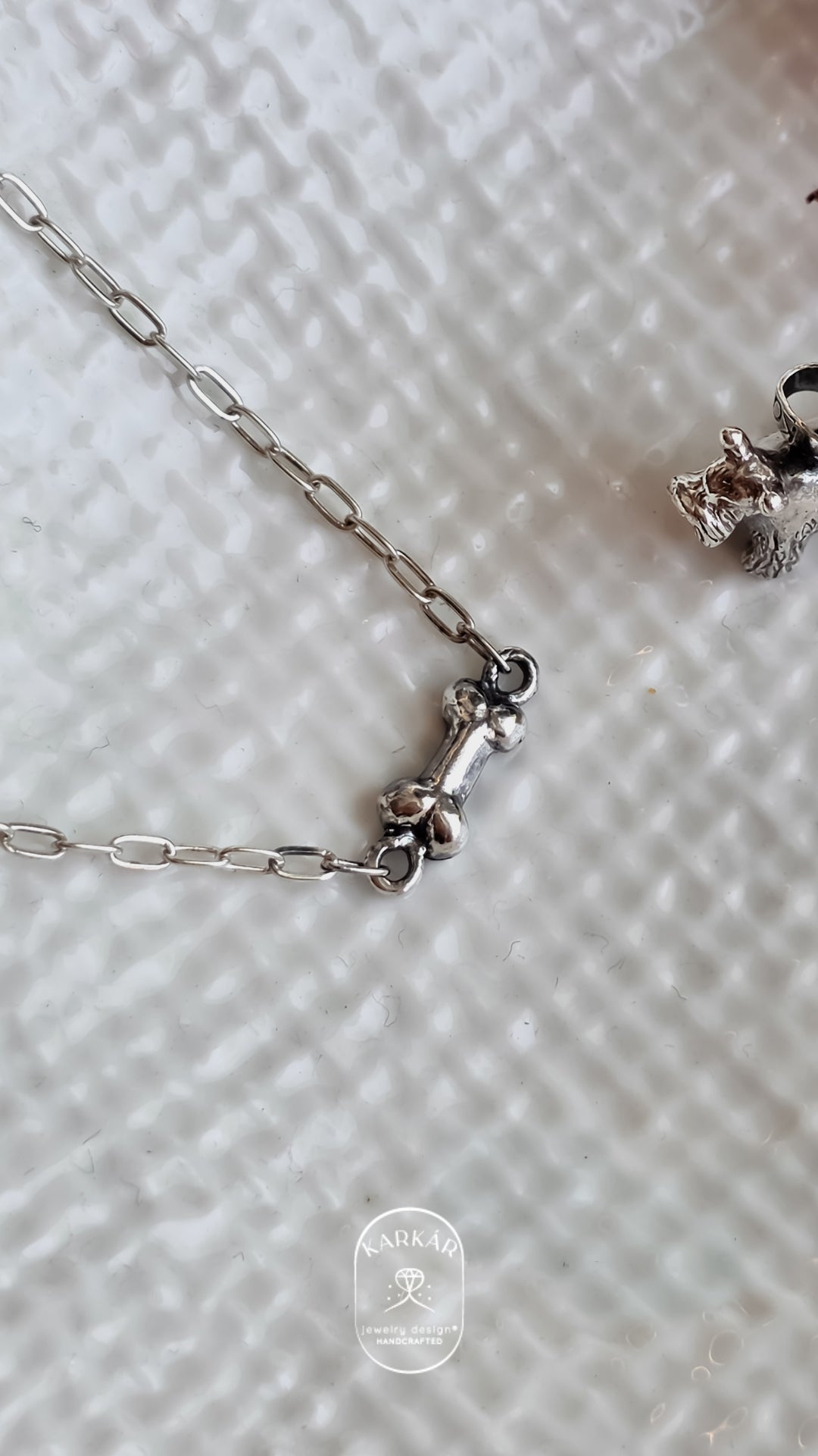 Pulsera huesito o huellita mini con gema