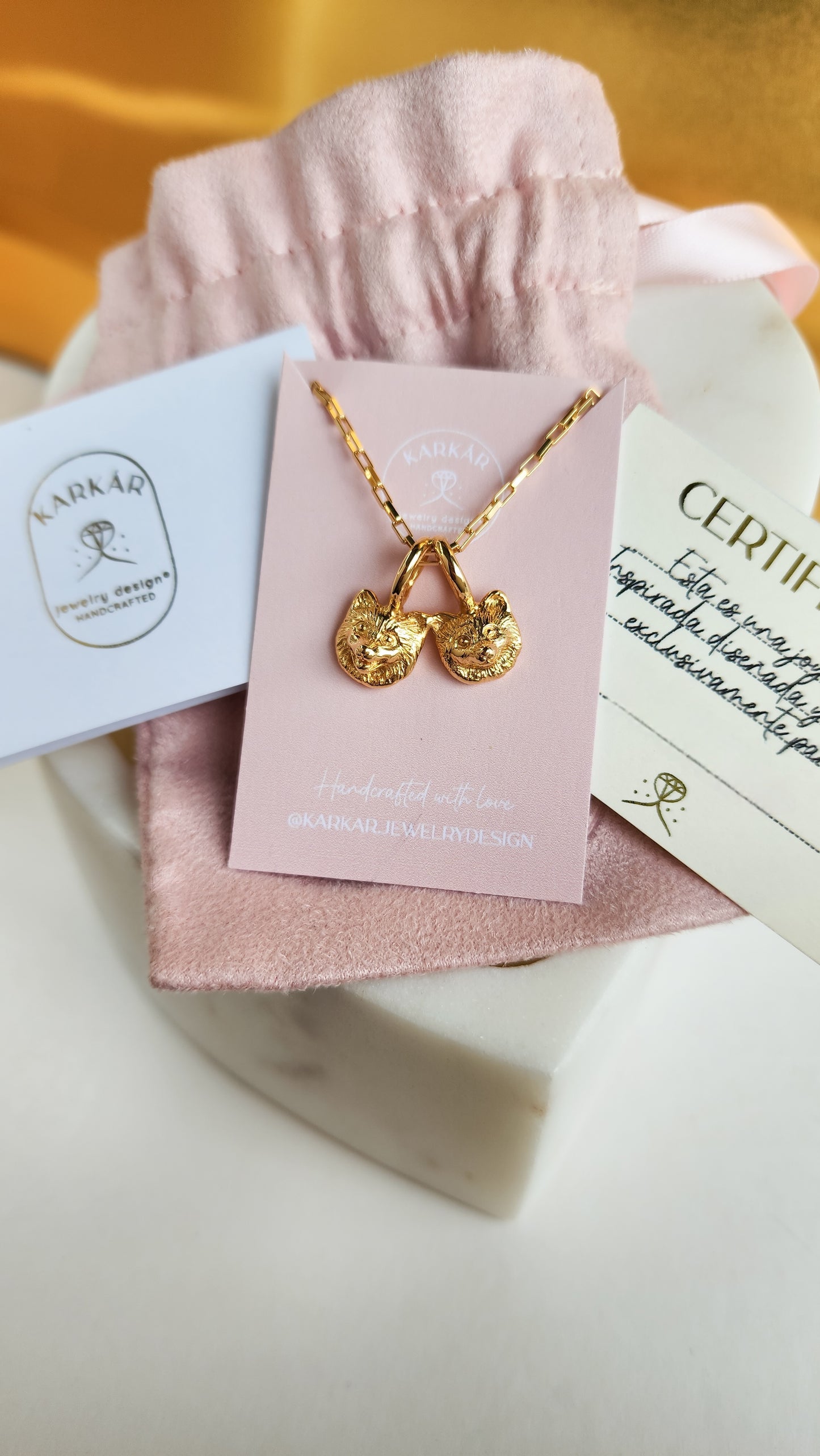 Dije de Pomeranio cara mini